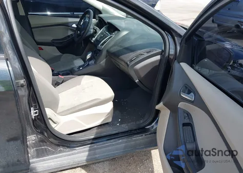 2014 Ford Focus Se из США, поврежденный, VIN 1FADP3K2XEL109977